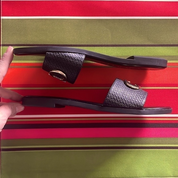 Brand New Calvin Klein Black Large Strap Sandals Flats w/ Gold Tone Metal Logo - Picture 7 of 12